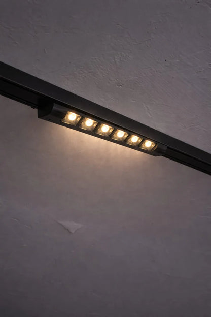 Magnetic Non Adjustable Linear 6W